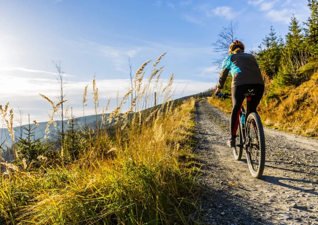 Cycling with breathtaking mountain views